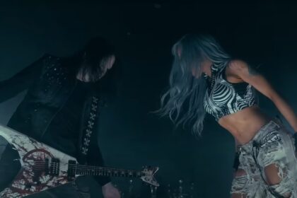 ARCH ENEMY - Illuminate The Path