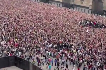 BTS Zócalo Ciudad de México CDMX