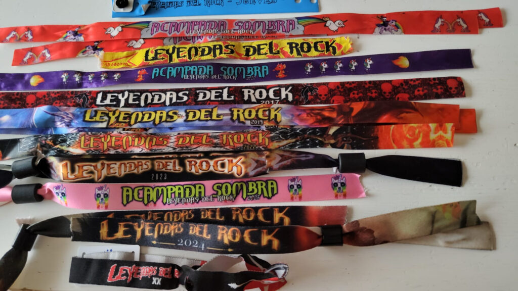 Pulseras de otras ediciones del Leyendas del Rock.